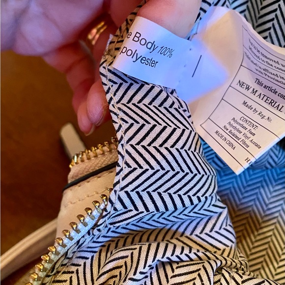 💥Kate and Alex Cuffaro Italian Design Faux Leather Crossbody/Satchel💥 NWOT - Picture 12 of 16